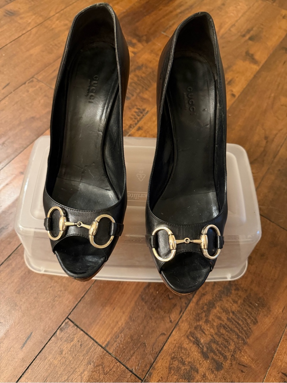 Gucci Dark Blue Leather Peep-Toe Heels with Gold Horsebit Detail
